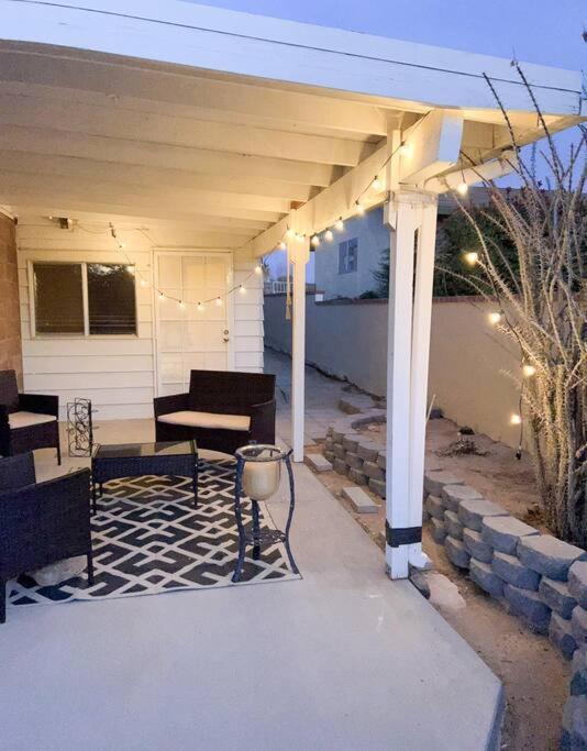Joshua Tree National Park - Cozy Palms Getaway Apartment Twentynine Palms Exterior photo